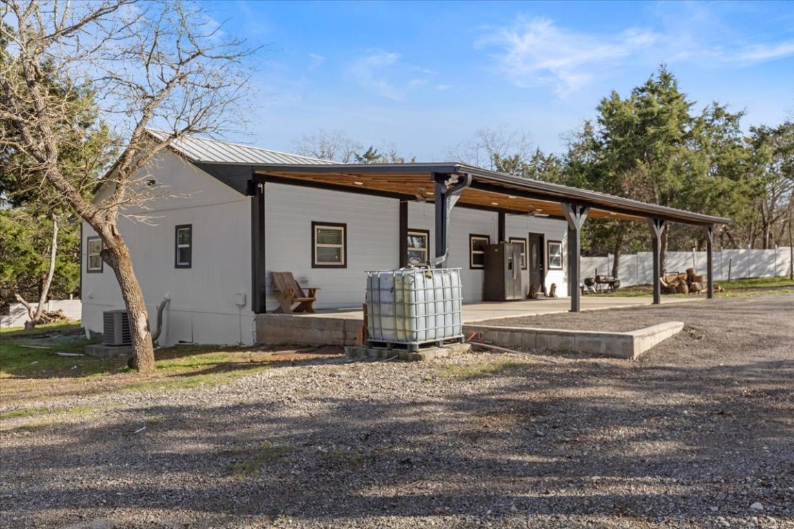 240 Riddle Road , Cedar Creek, TX, 78612 | 3468908 | Realty Texas LLC