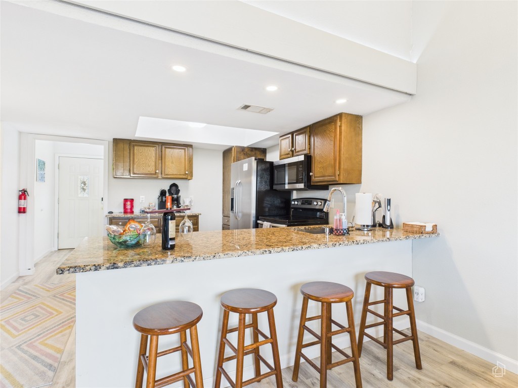 121 Comanche Point , Point Venture, TX, 78645 | 4530458 | Realty Texas LLC