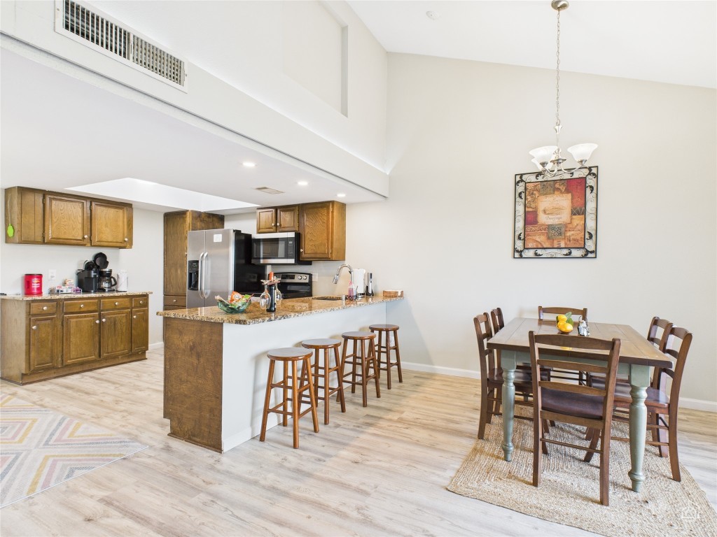 121 Comanche Point , Point Venture, TX, 78645 | 4530458 | Realty Texas LLC