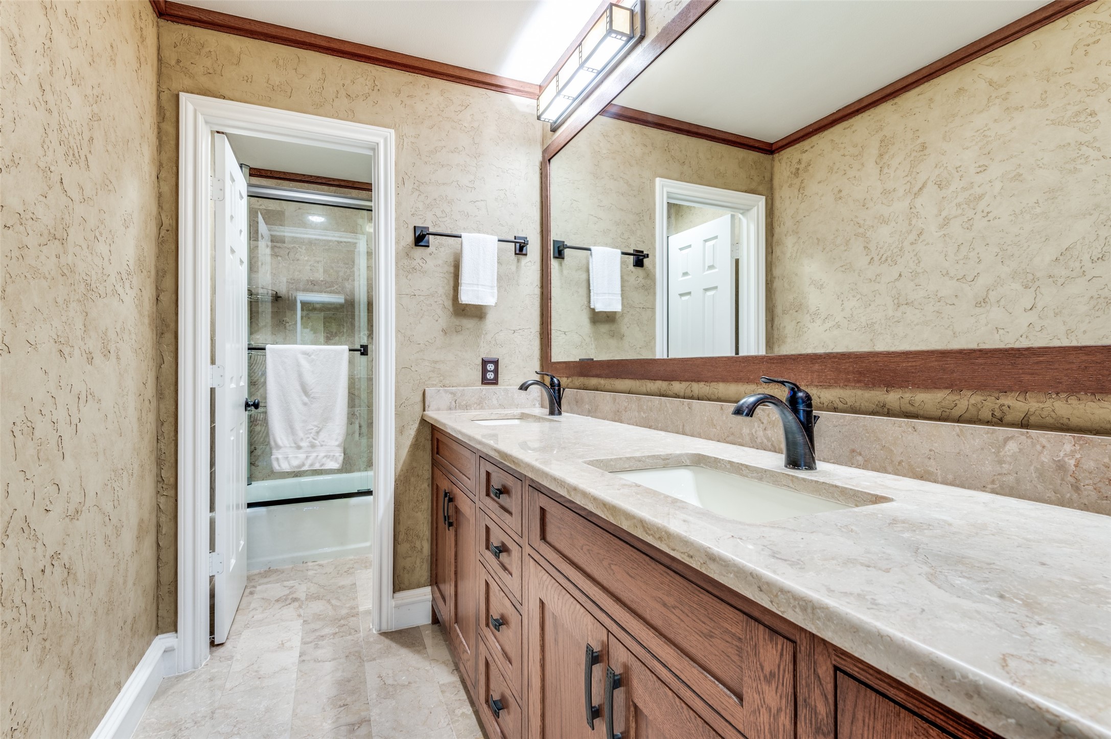 2008 Crockett Circle , Irving, TX, 75038 | 20858664 | Realty Texas LLC