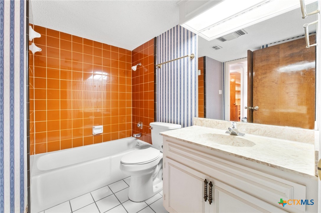 121 Scott Street , San Marcos, TX, 78666 | 572185 | Realty Texas LLC