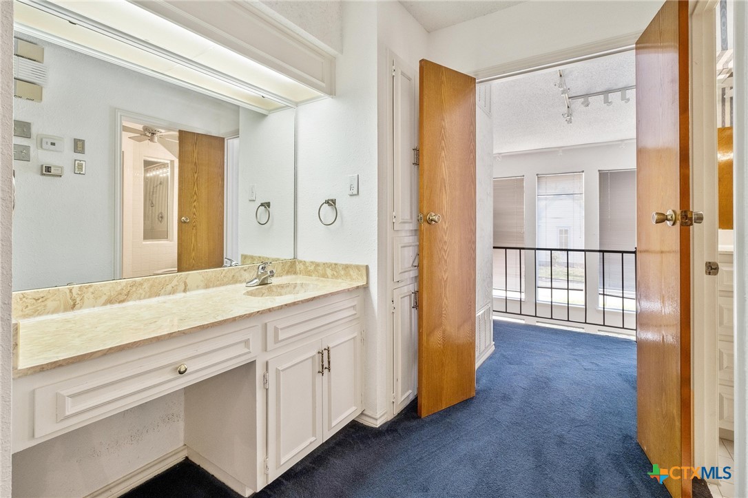 121 Scott Street , San Marcos, TX, 78666 | 572185 | Realty Texas LLC