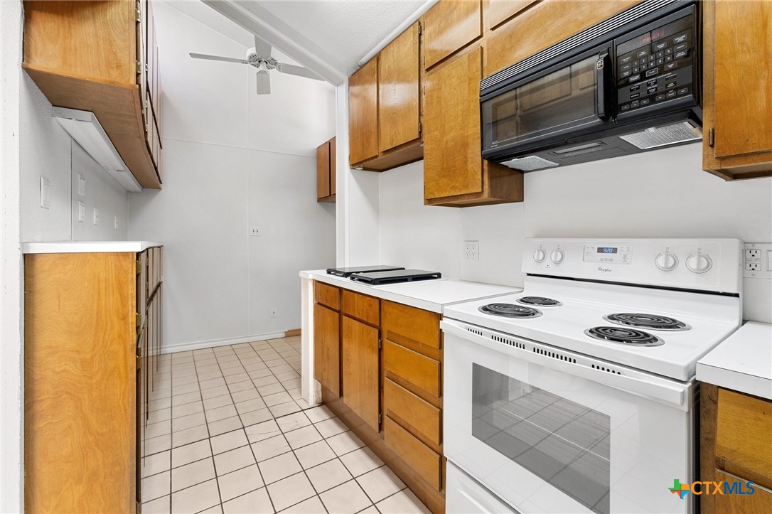 121 Scott Street , San Marcos, TX, 78666 | 572185 | Realty Texas LLC