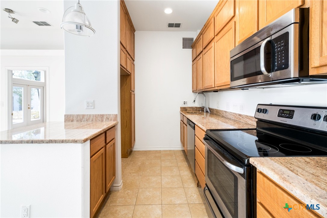 121 Scott Street , San Marcos, TX, 78666 | 572185 | Realty Texas LLC