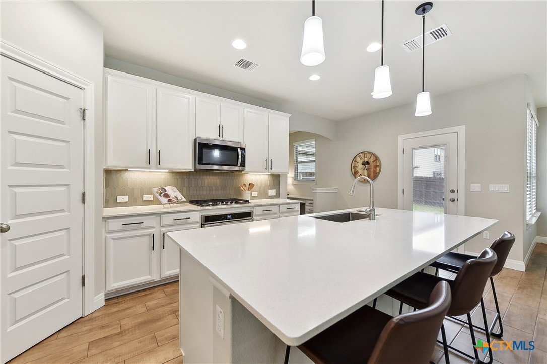 9906 Quercia Drive , Austin, TX, 78717 | 569560 | Realty Texas LLC