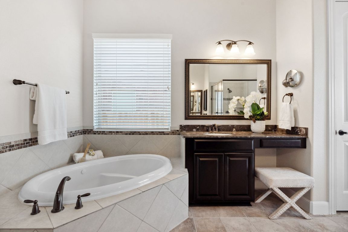 466 Clear Springs Hollow , Buda, TX, 78610 | 1979271 | Realty Texas LLC