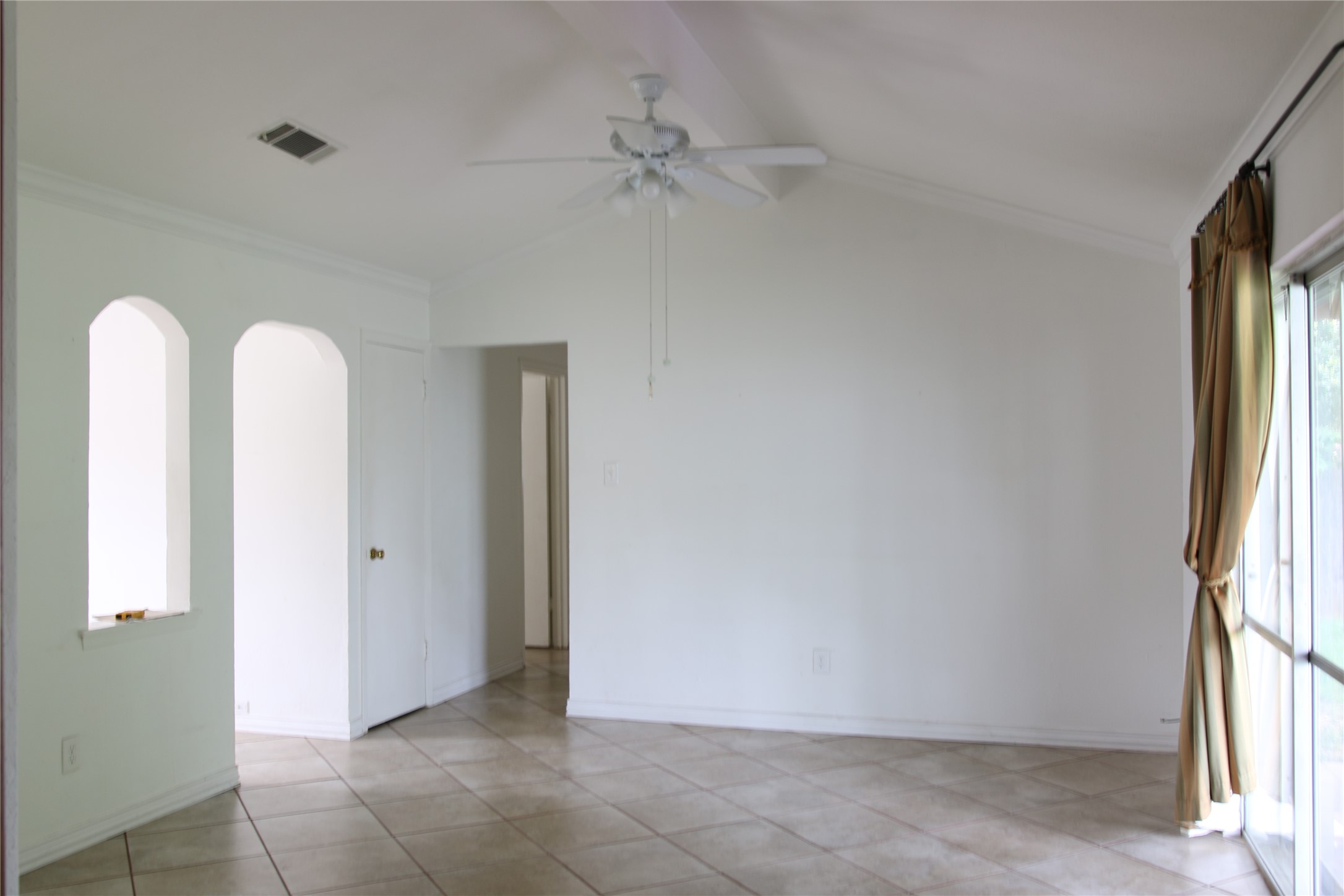 1307 Johns Drive , Euless, TX, 76039 | 20865469 | Realty Texas LLC