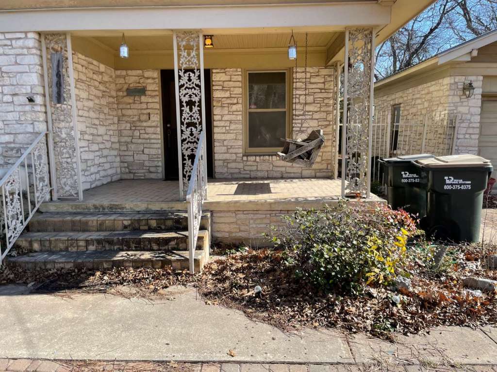 1605 S Austin Avenue , Georgetown, TX, 78626 | 2631314 | Realty Texas LLC