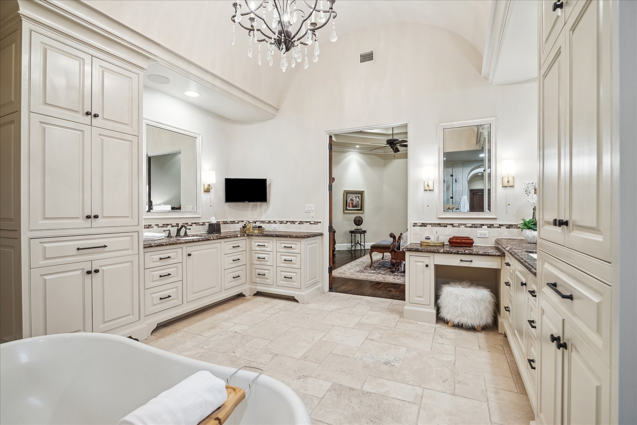 1303 Pine Chase Drive , Houston, TX, 77055 | 75464125 | Realty Texas LLC