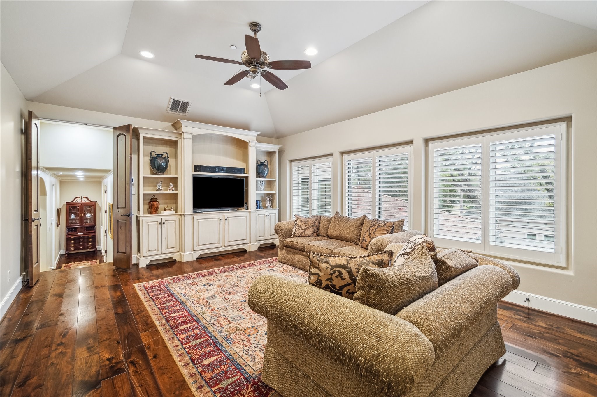 1303 Pine Chase Drive , Houston, TX, 77055 | 75464125 | Realty Texas LLC