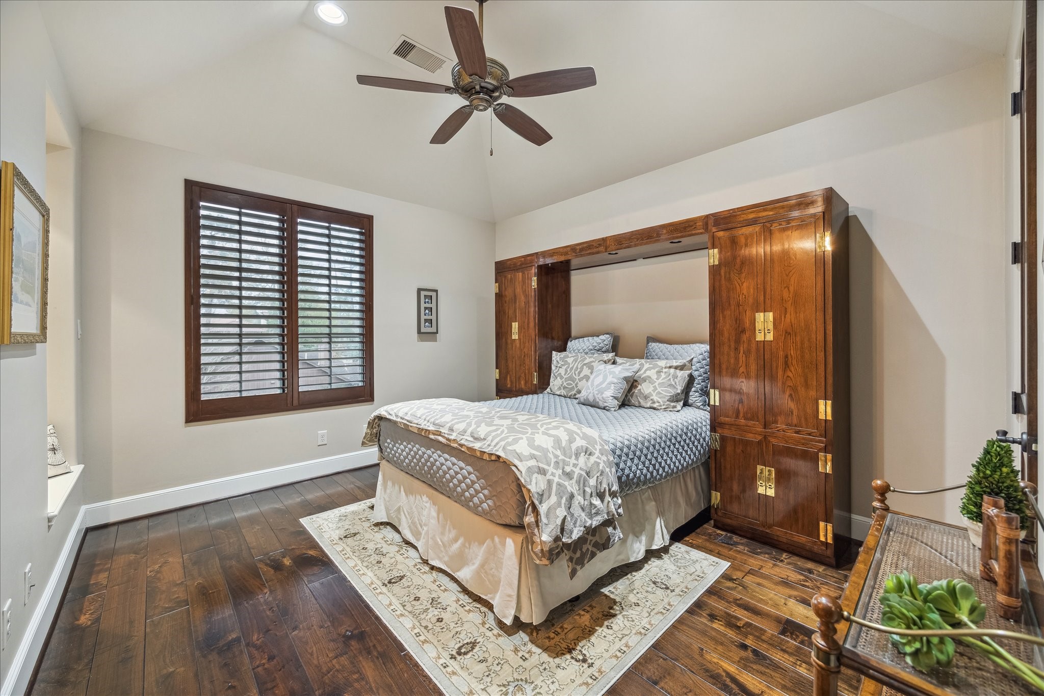 1303 Pine Chase Drive , Houston, TX, 77055 | 75464125 | Realty Texas LLC