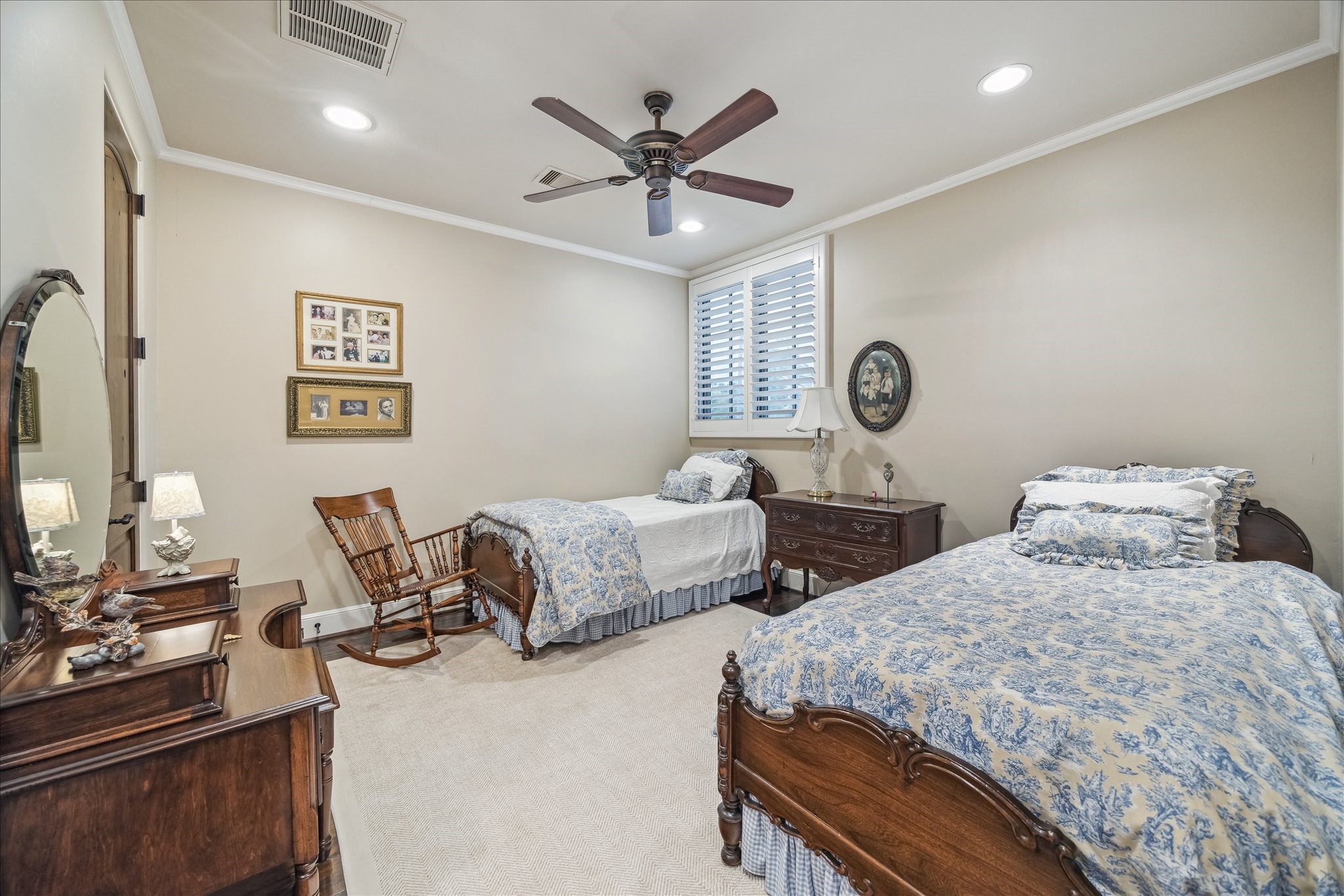 1303 Pine Chase Drive , Houston, TX, 77055 | 75464125 | Realty Texas LLC