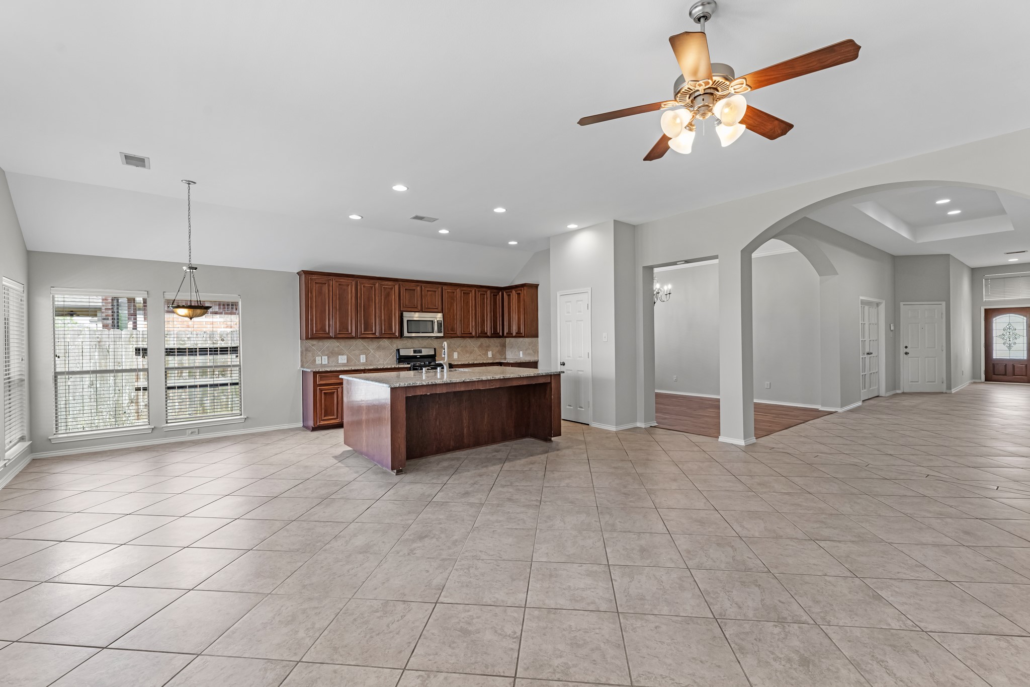 13703 Evening Wind Drive , Pearland, TX, 77584 | 41520606 | Realty Texas LLC