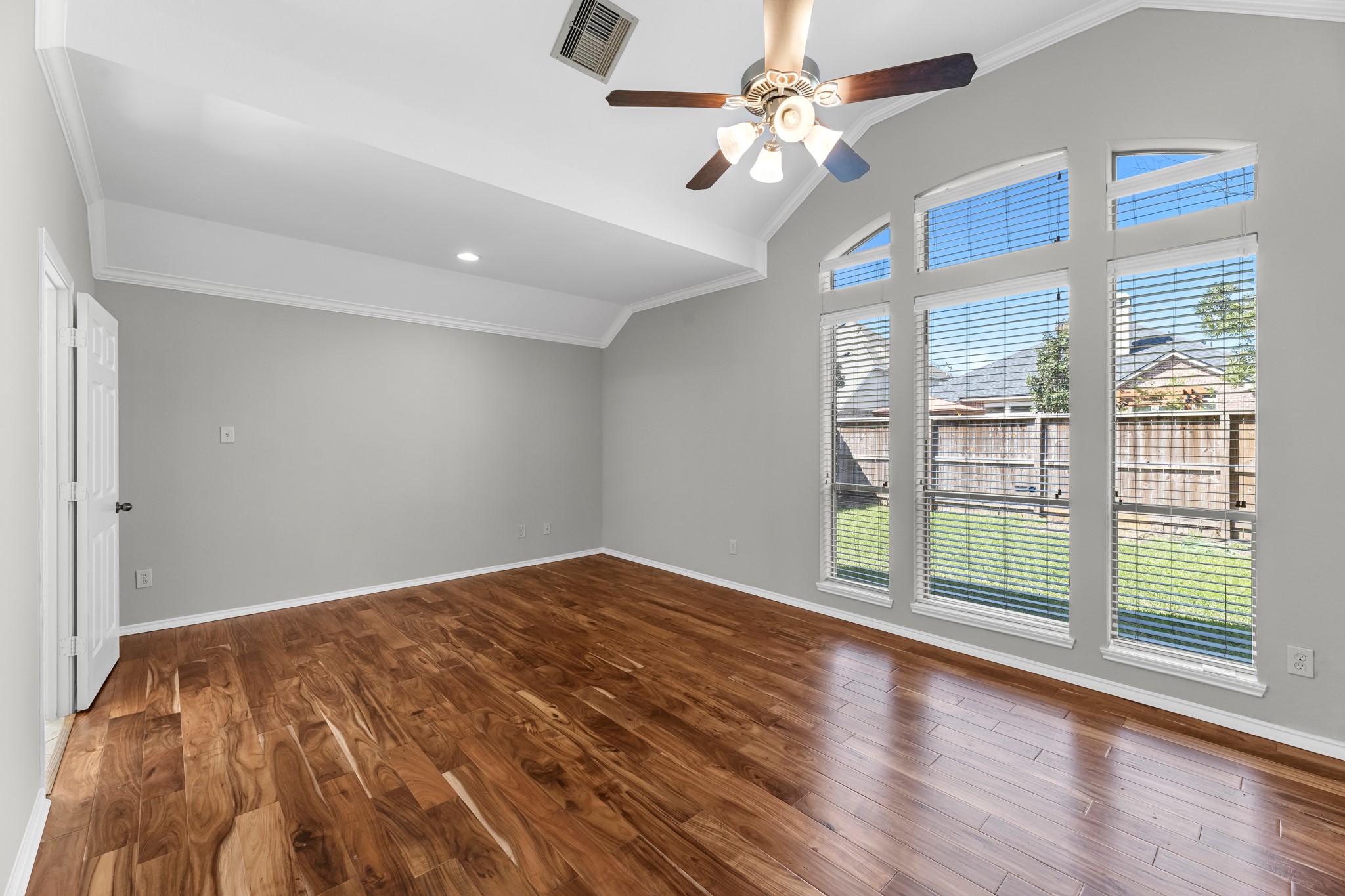 13703 Evening Wind Drive , Pearland, TX, 77584 | 41520606 | Realty Texas LLC
