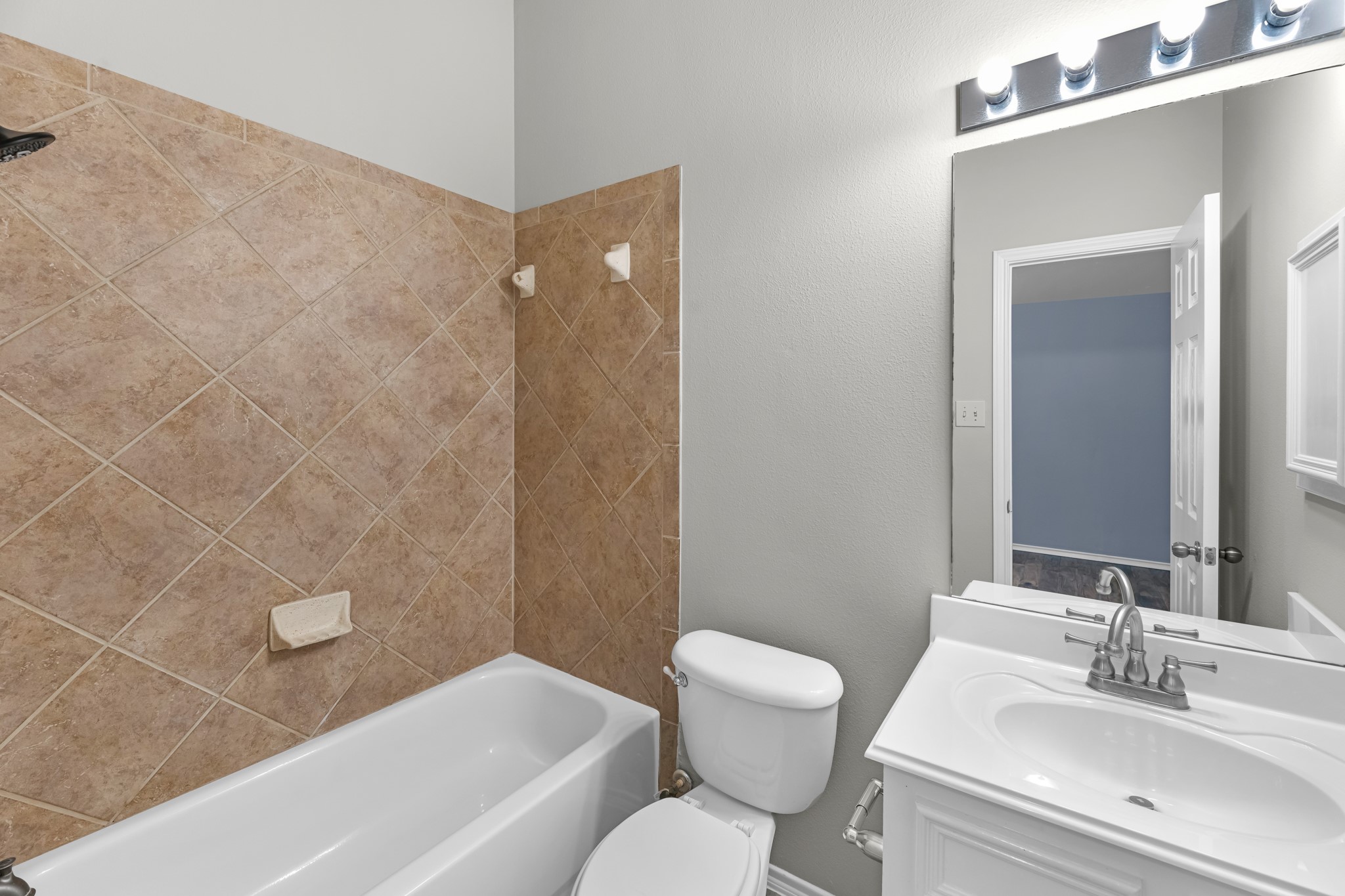 13703 Evening Wind Drive , Pearland, TX, 77584 | 41520606 | Realty Texas LLC