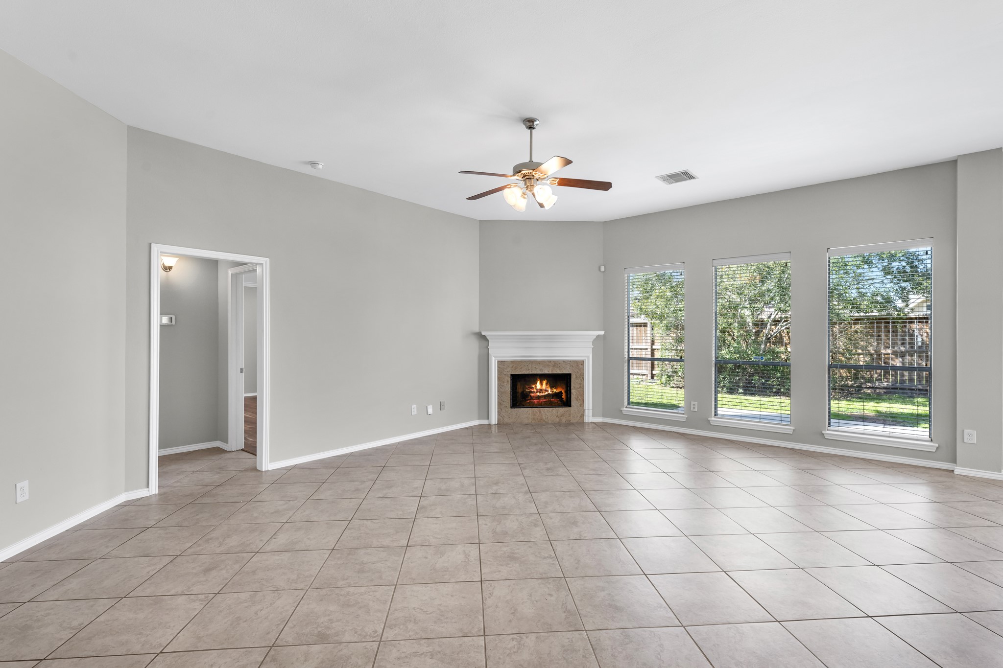 13703 Evening Wind Drive , Pearland, TX, 77584 | 41520606 | Realty Texas LLC