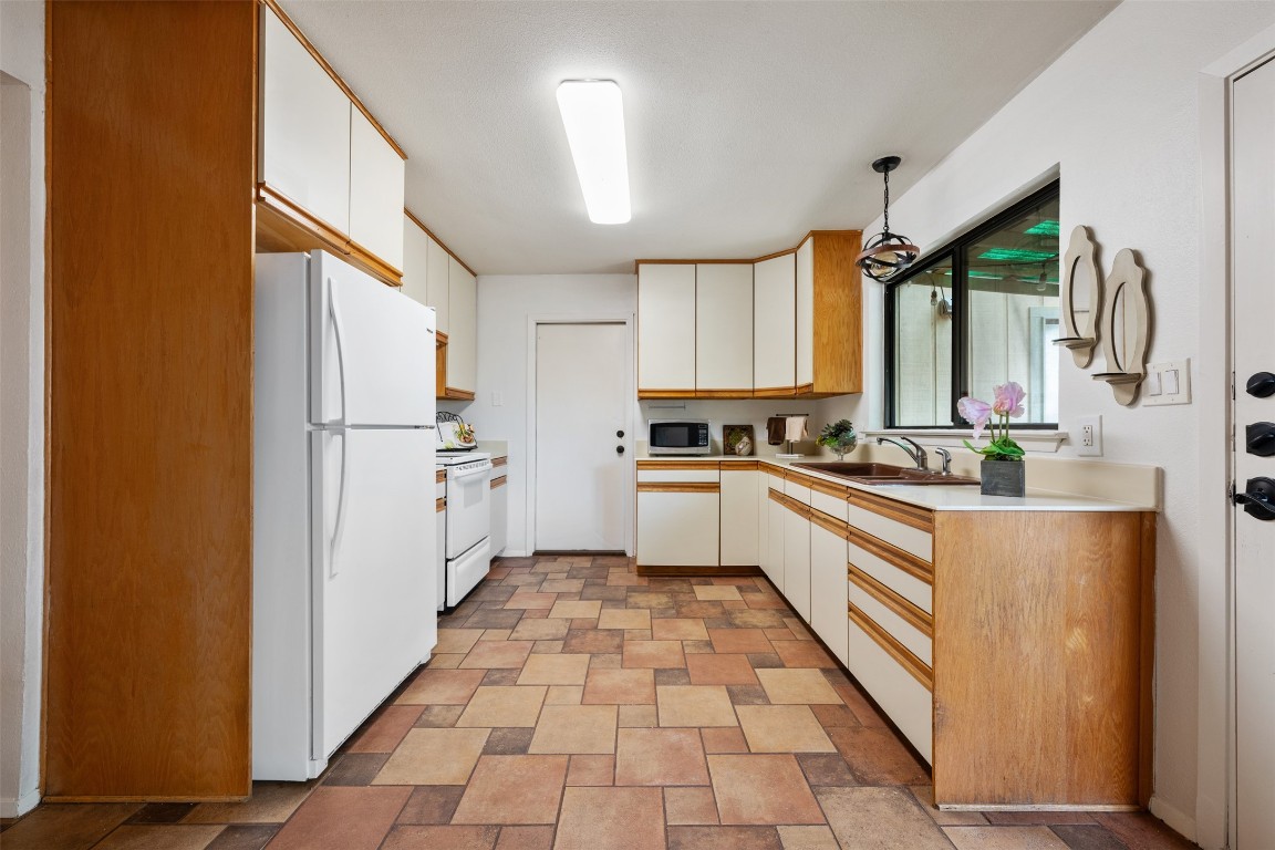9504 Quail Village Lane , Austin, TX, 78758 | 4110340 | Realty Texas LLC