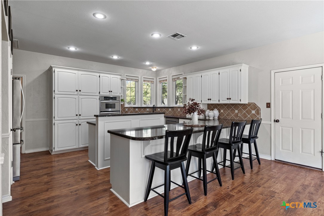 518 Riverwood Drive , Belton, TX, 76513 | 572264 | Realty Texas LLC