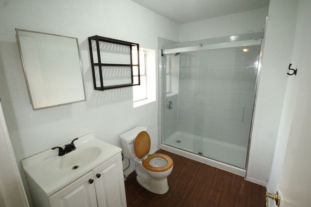 5204 Guadalupe Street , Austin, TX, 78751 | 1477252 | Realty Texas LLC