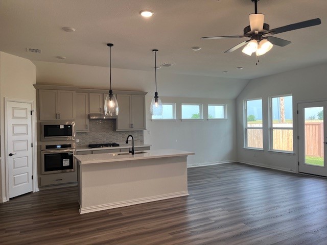525 Teasley Drive , Taylor, TX, 76574 | 6515254 | Realty Texas LLC