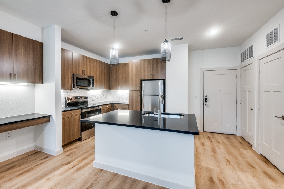 512 N Ewing Avenue 304 , Dallas, TX, 75203 | 20866798 | Realty Texas LLC