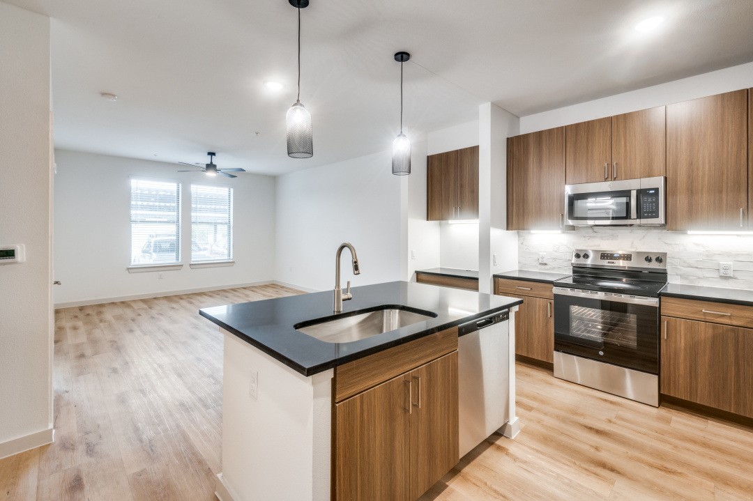 512 N Ewing Avenue 304 , Dallas, TX, 75203 | 20866798 | Realty Texas LLC