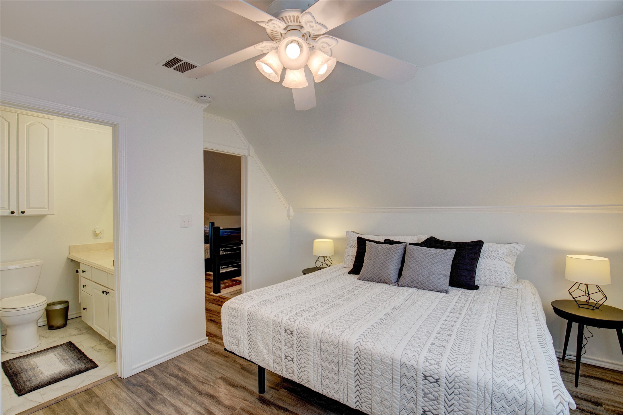 4880 Beach View Drive , Malakoff, TX, 75148 | 20864162 | Realty Texas LLC