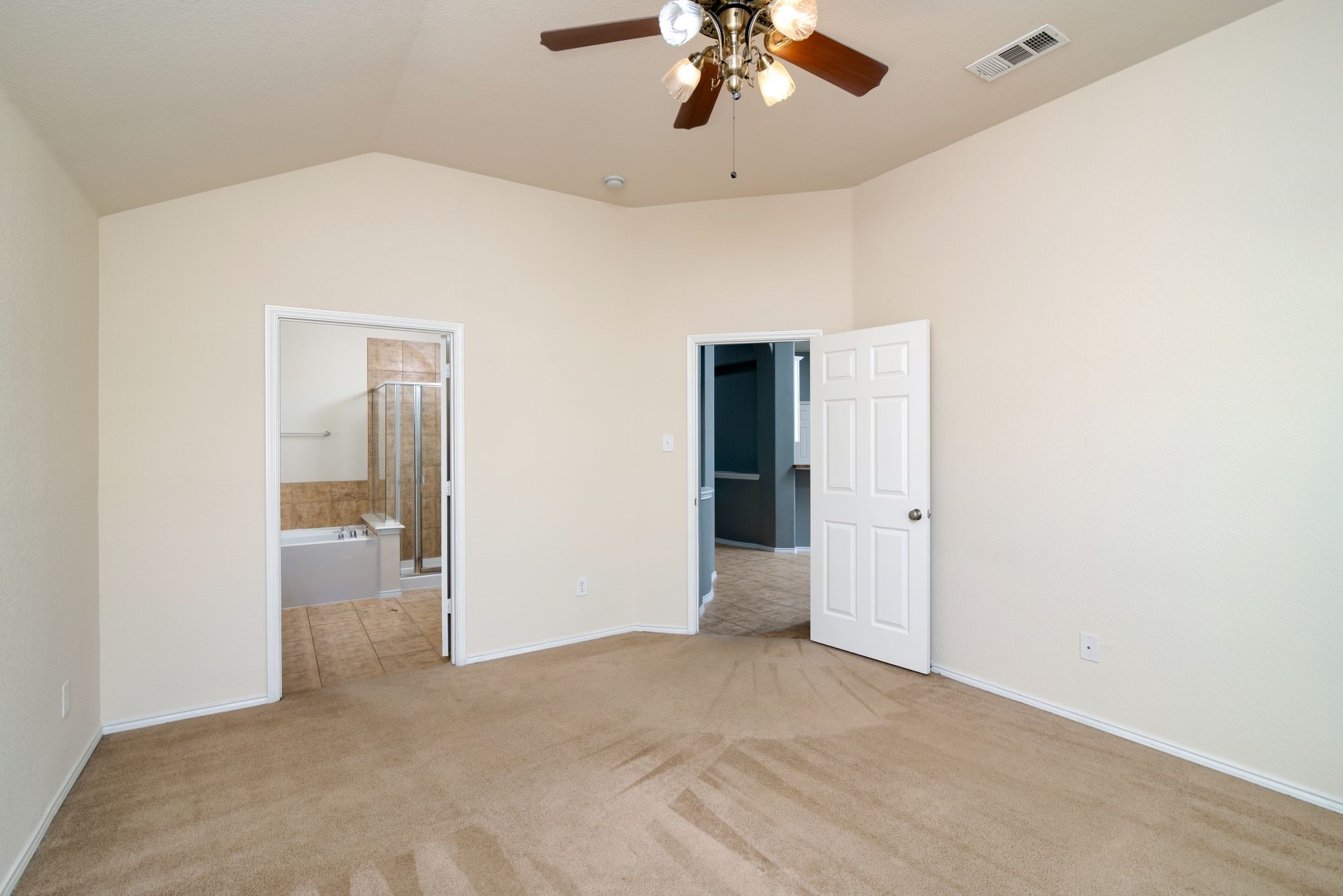 5817 Barrier Reef Drive , Fort Worth, TX, 76179 | 20867625 | Realty Texas LLC