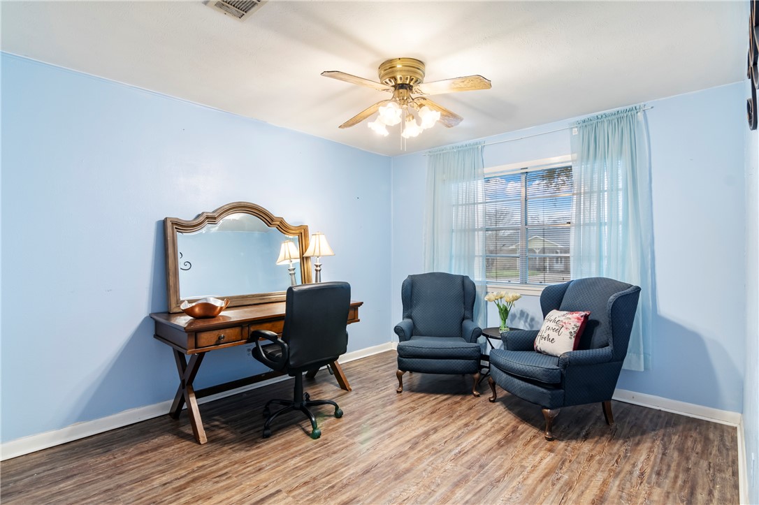 2512 Allen Forest , Bryan, TX, 77803 | 25003023 | Realty Texas LLC