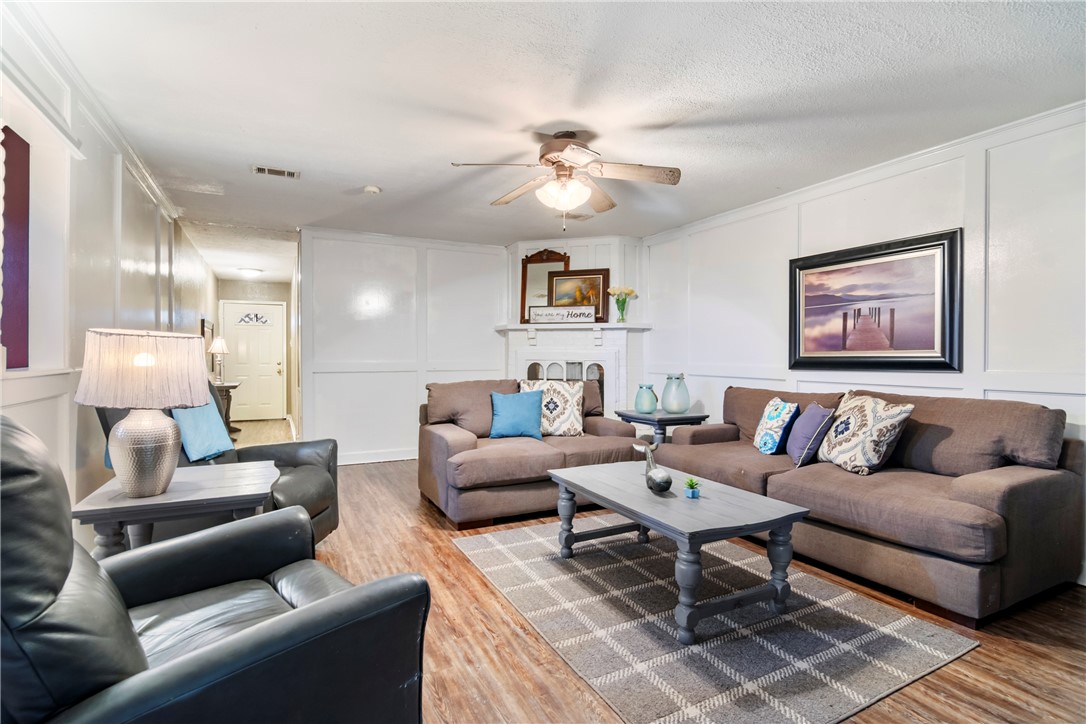 2512 Allen Forest , Bryan, TX, 77803 | 25003023 | Realty Texas LLC