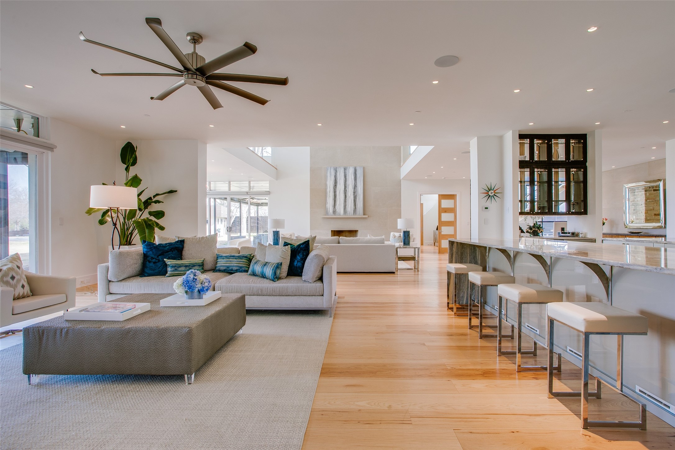 4231 W Lawther Drive , Dallas, TX, 75214 | 20867012 | Realty Texas LLC