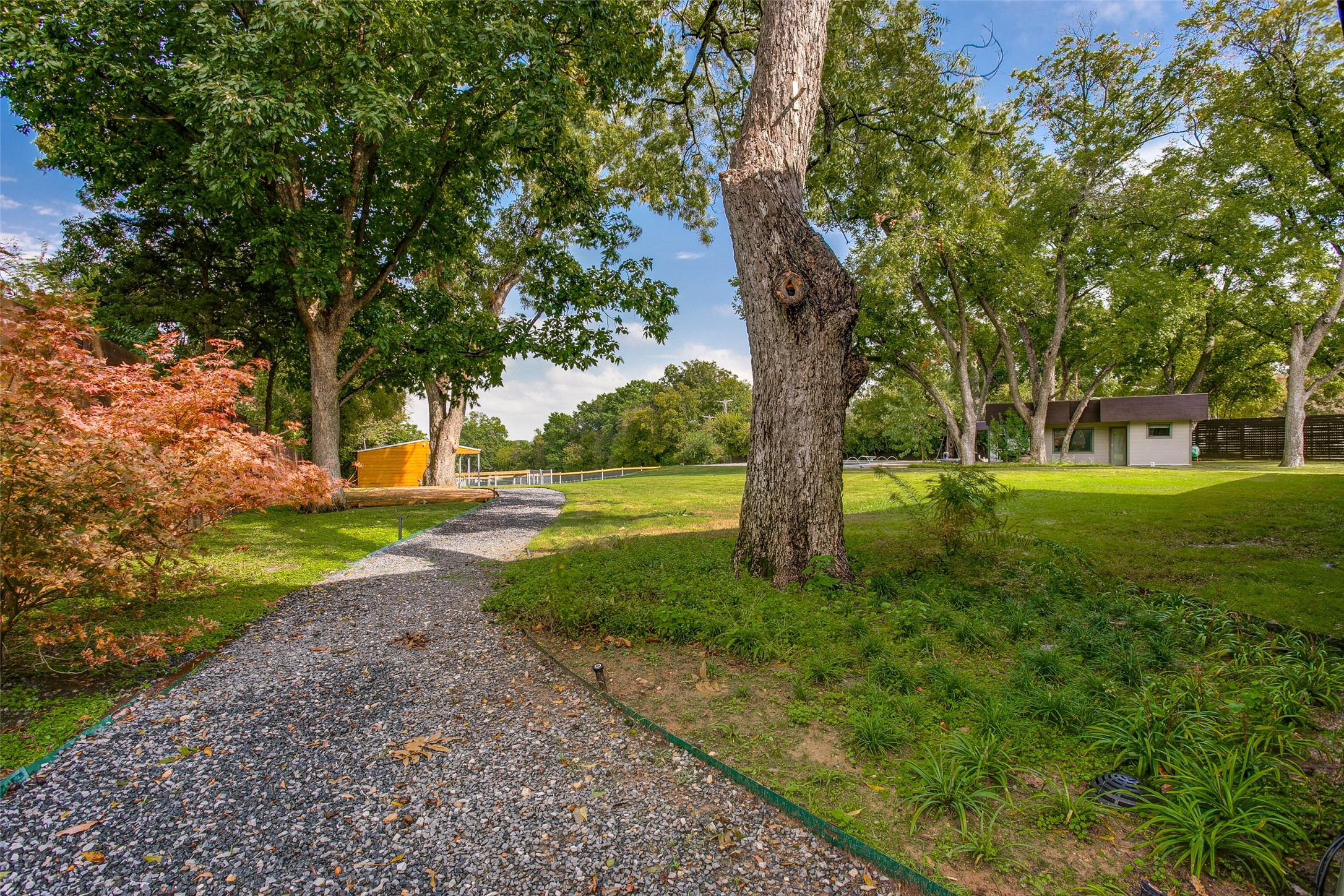 4231 W Lawther Drive , Dallas, TX, 75214 | 20867012 | Realty Texas LLC