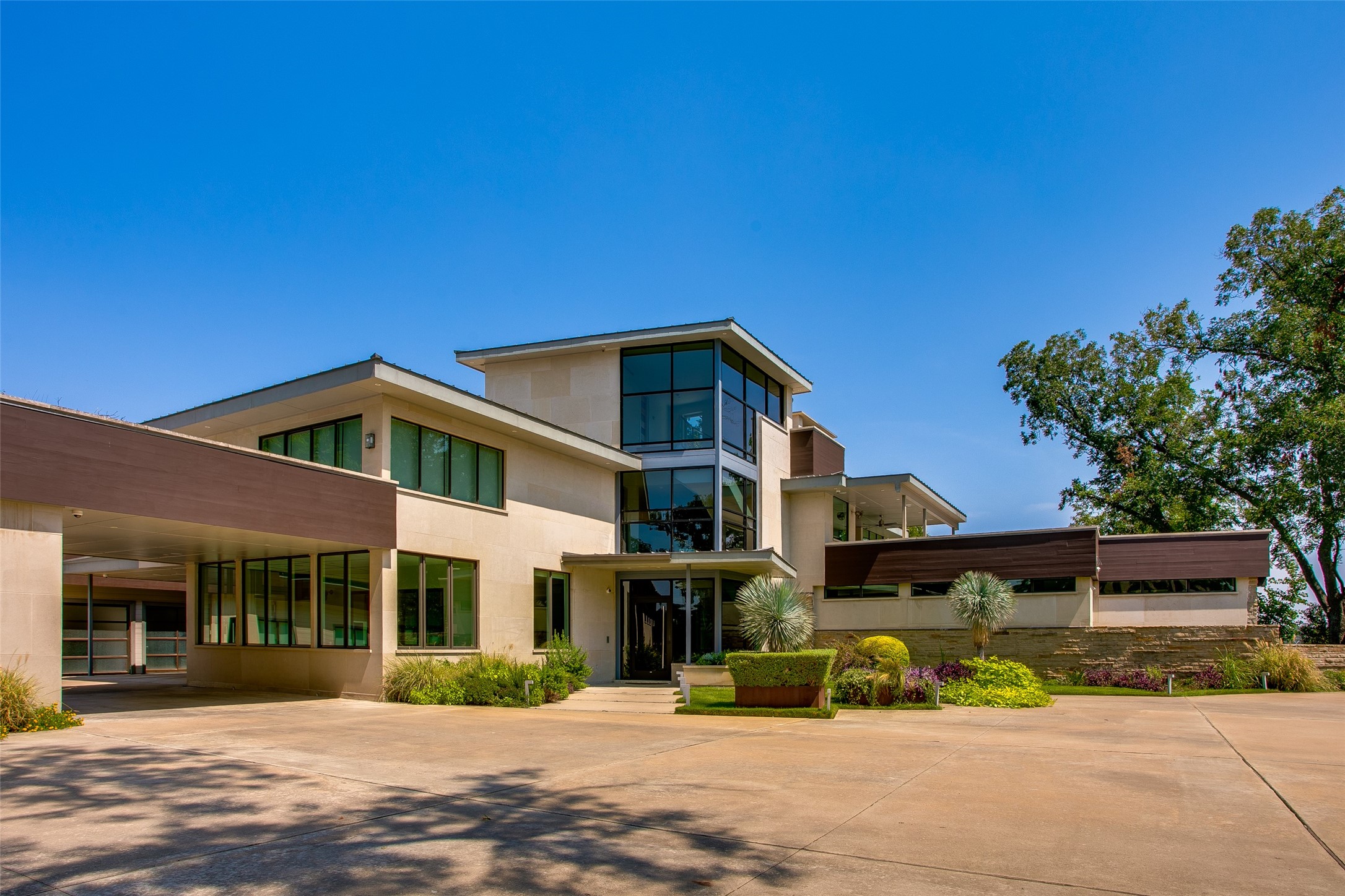 4231 W Lawther Drive , Dallas, TX, 75214 | 20867012 | Realty Texas LLC