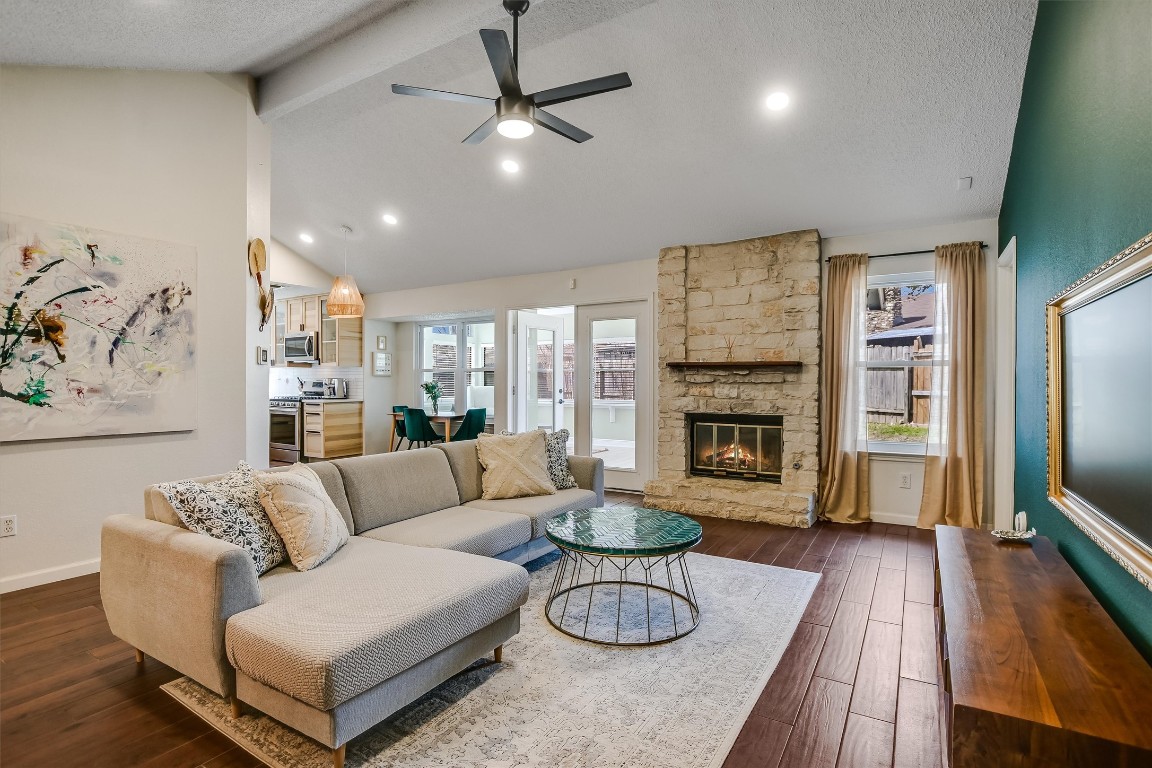 13202 Elysian Fields Cove , Austin, TX, 78727 | 3709219 | Realty Texas LLC