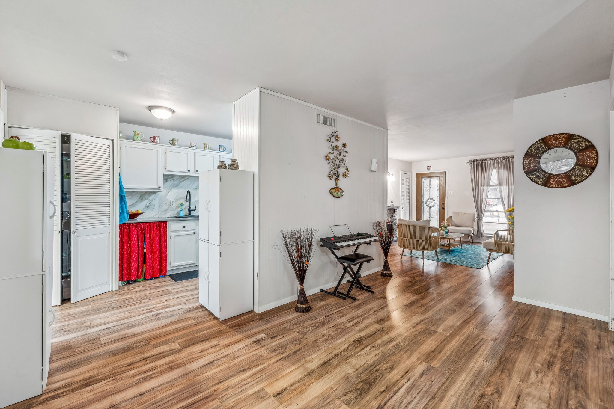 1107 Briarwood Drive , Lewisville, TX, 75067 | 20867408 | Realty Texas LLC