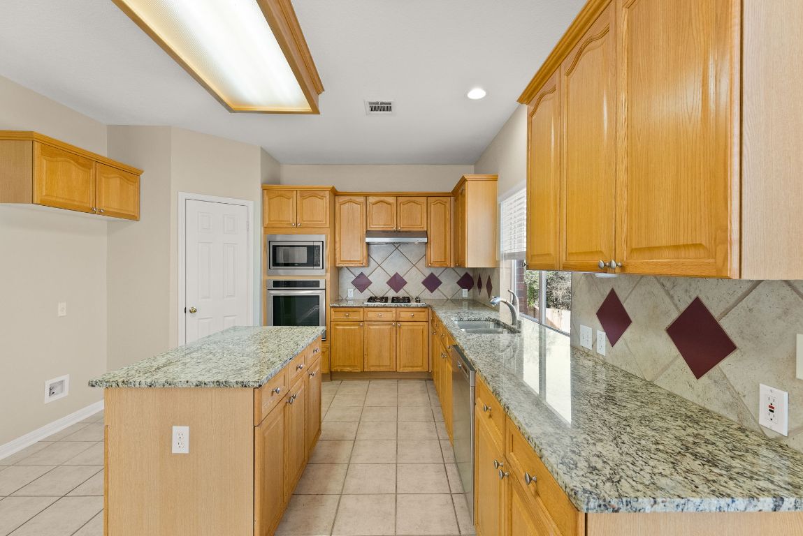 3405 Mulberry Creek Drive , Austin, TX, 78732 | 9542129 | Realty Texas LLC