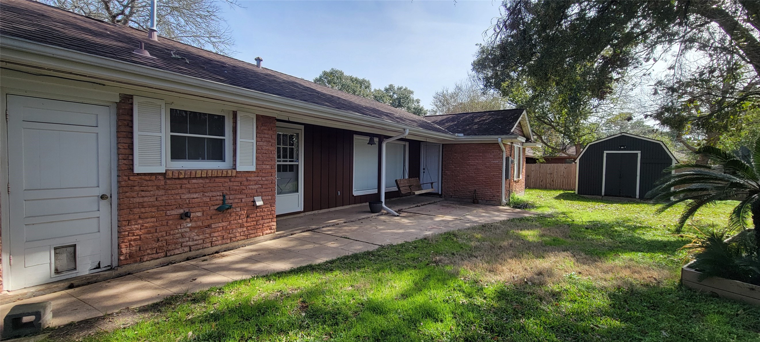 107 Crestview Drive , Hitchcock, TX, 77563 | 36787505 | Realty Texas LLC