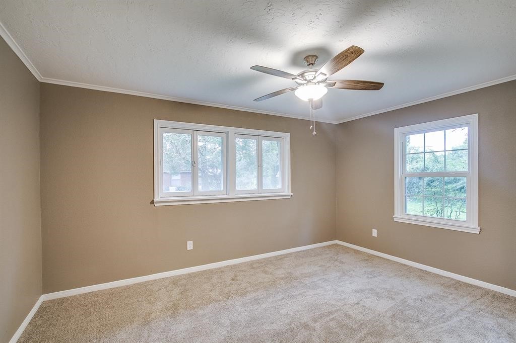 107 Crestview Drive , Hitchcock, TX, 77563 | 36787505 | Realty Texas LLC