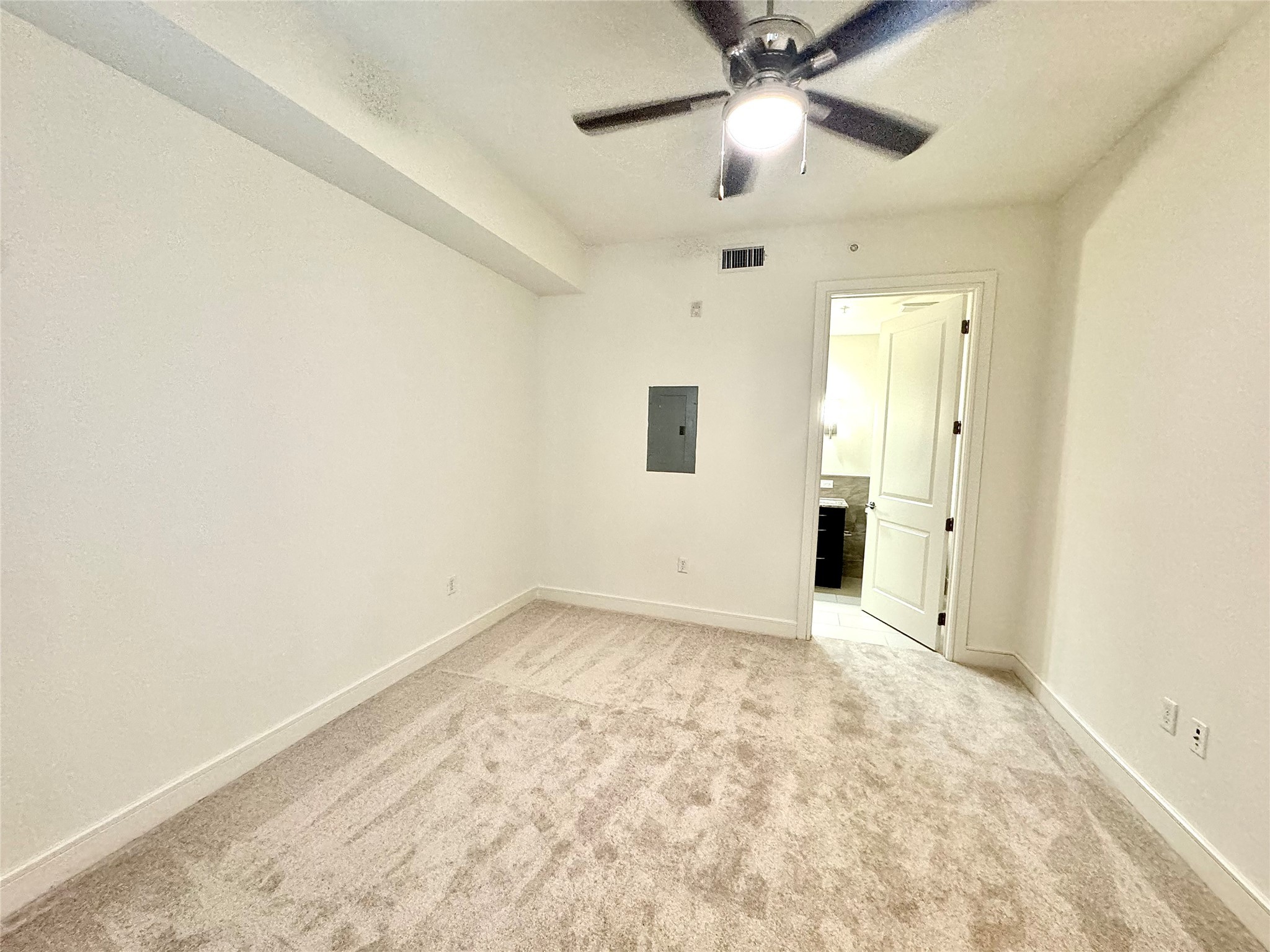 2303 Mid Lane 346 , Houston, TX, 77027 | 34615361 | Realty Texas LLC