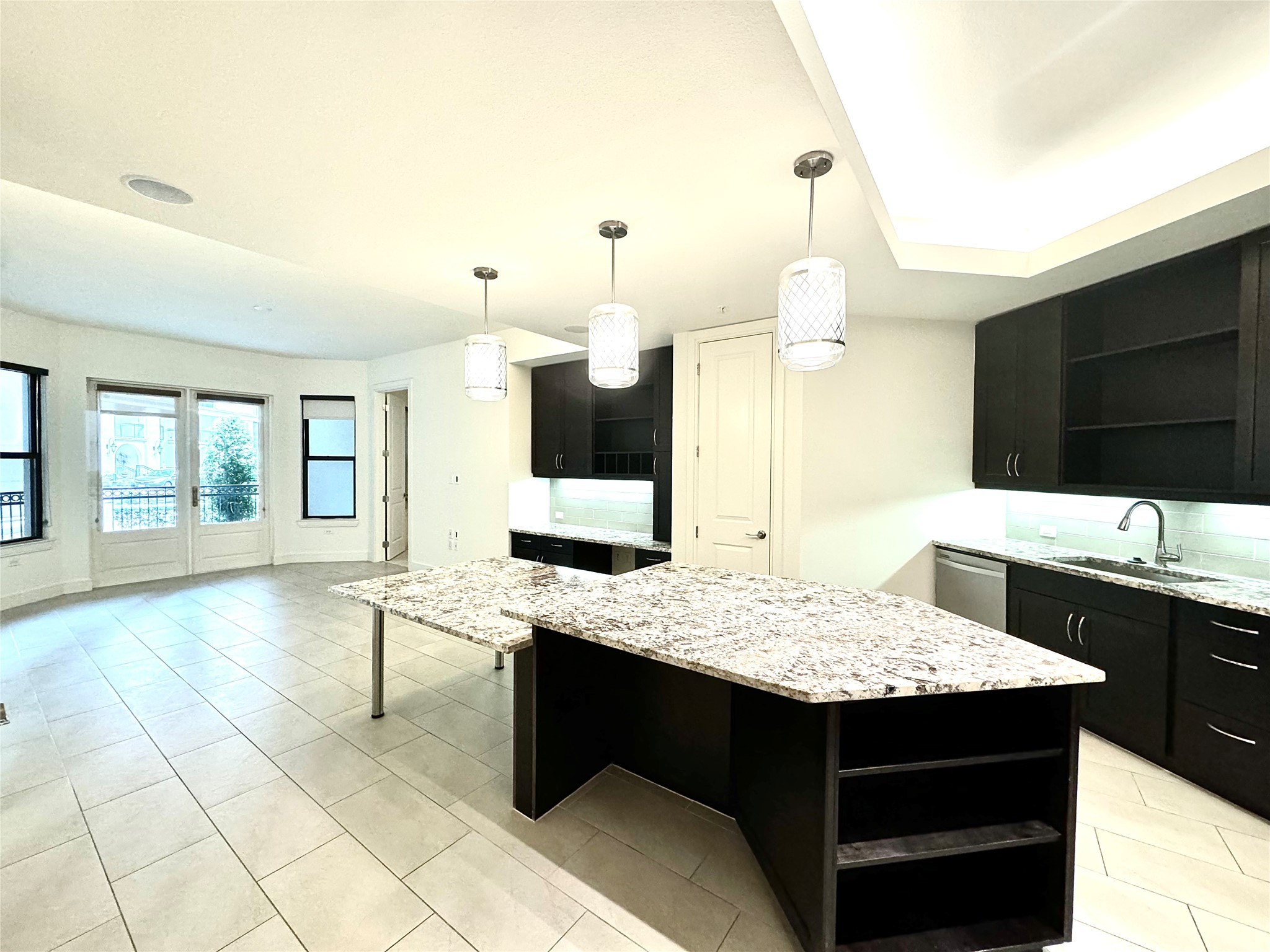 2303 Mid Lane 346 , Houston, TX, 77027 | 34615361 | Realty Texas LLC