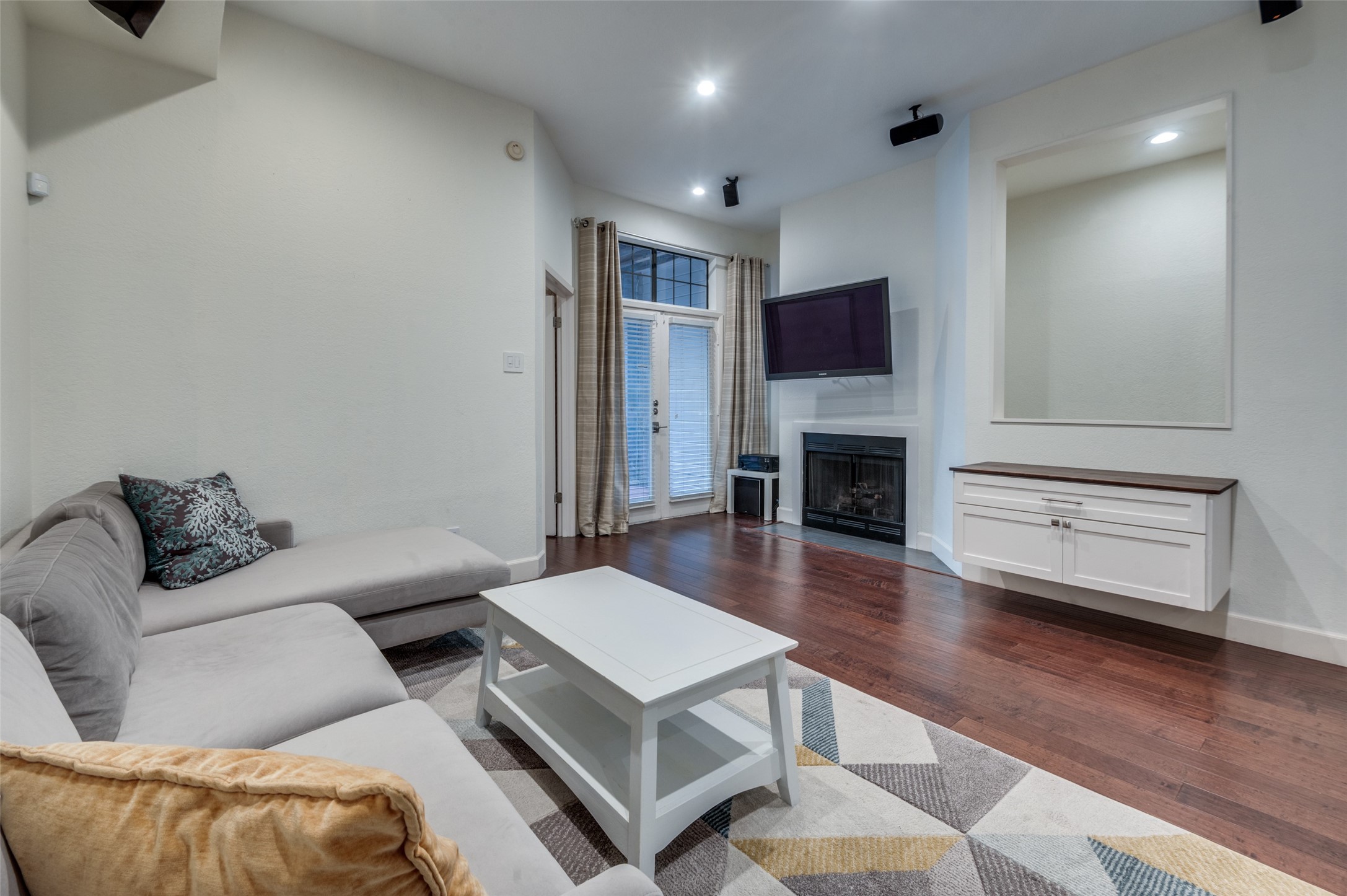 3235 Cole Avenue 40 , Dallas, TX, 75204 | 20868594 | Realty Texas LLC