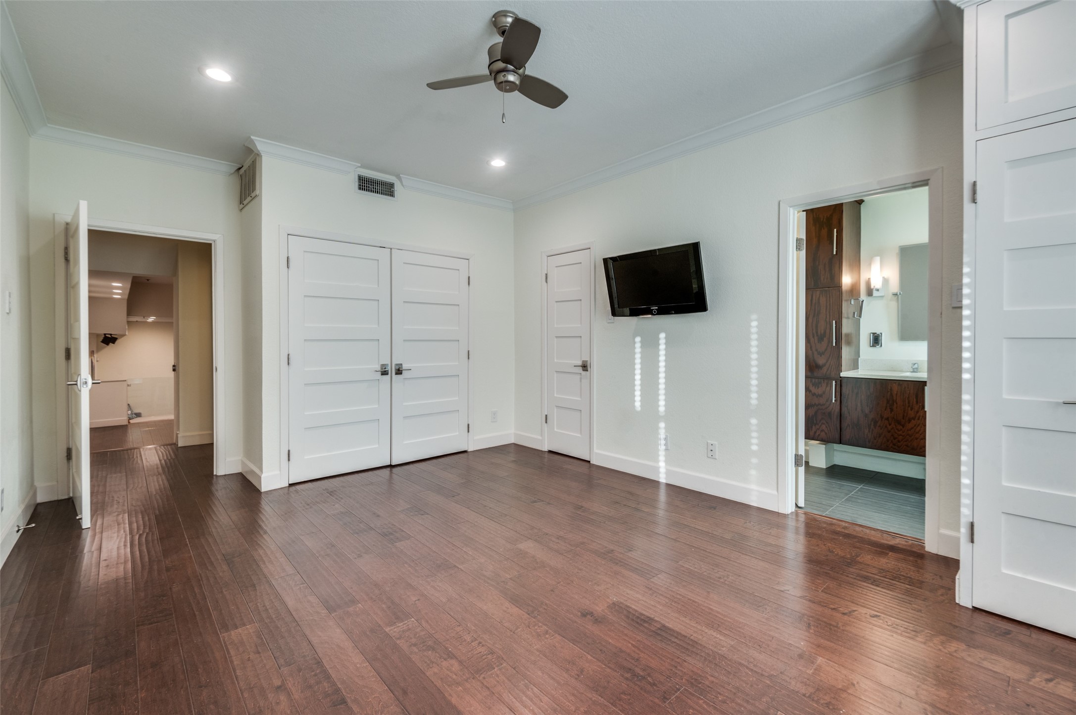 3235 Cole Avenue 40 , Dallas, TX, 75204 | 20868594 | Realty Texas LLC