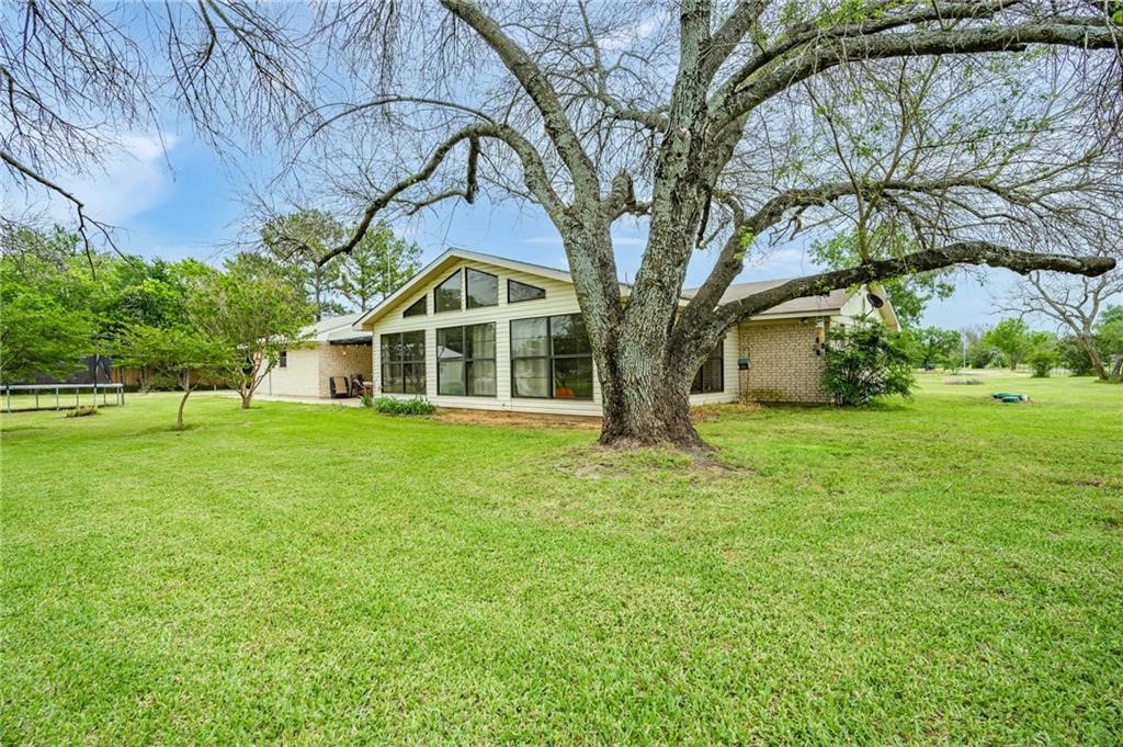 299 E Central , Lorena, TX, 76655 | 228211 | Realty Texas LLC