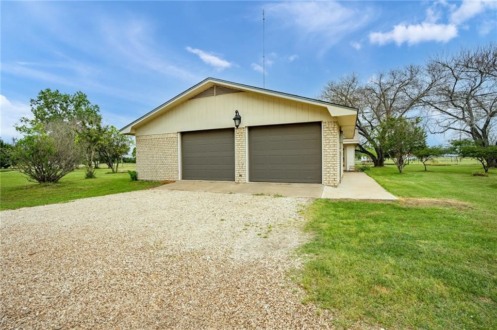 299 E Central , Lorena, TX, 76655 | 228211 | Realty Texas LLC