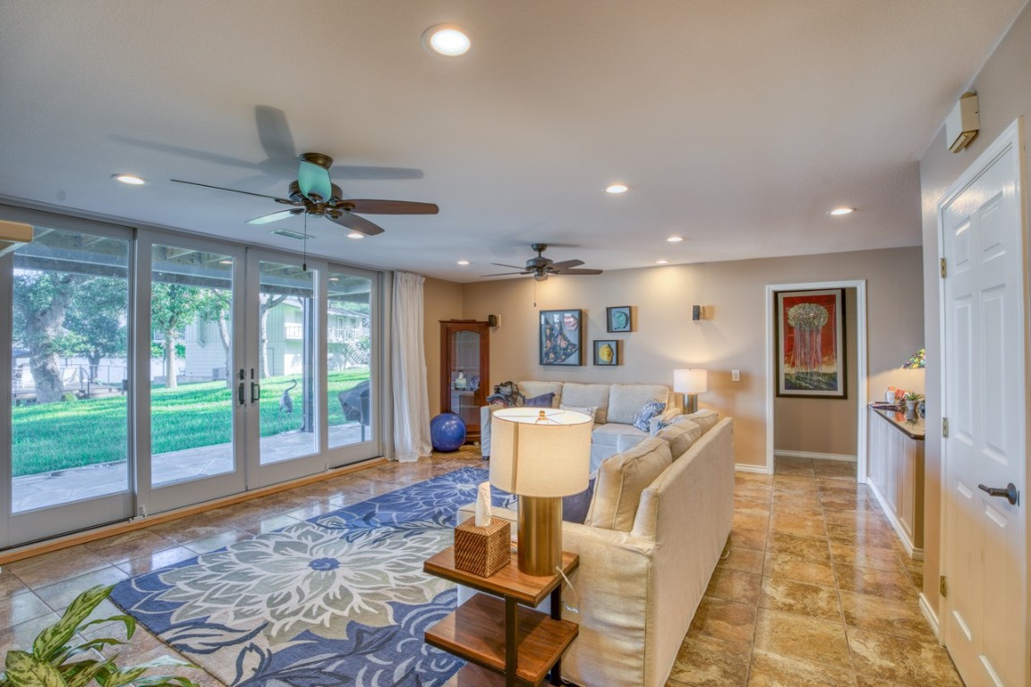 301 Lake Terrace , Sunrise Beach, TX, 78643 | 4769600 | Realty Texas LLC