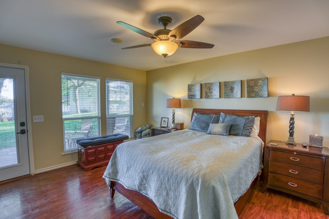 301 Lake Terrace , Sunrise Beach, TX, 78643 | 4769600 | Realty Texas LLC