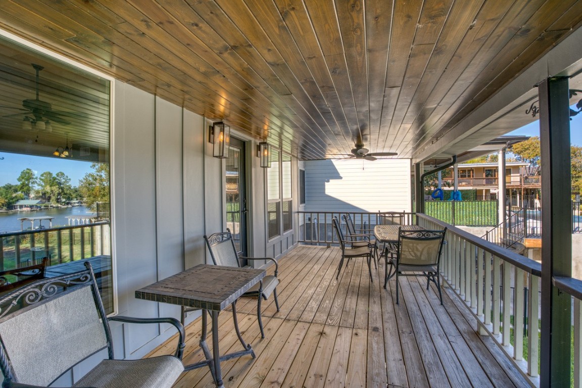 301 Lake Terrace , Sunrise Beach, TX, 78643 | 4769600 | Realty Texas LLC
