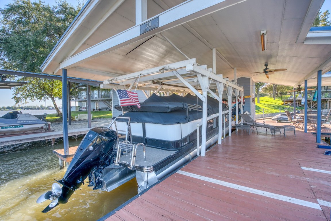 301 Lake Terrace , Sunrise Beach, TX, 78643 | 4769600 | Realty Texas LLC