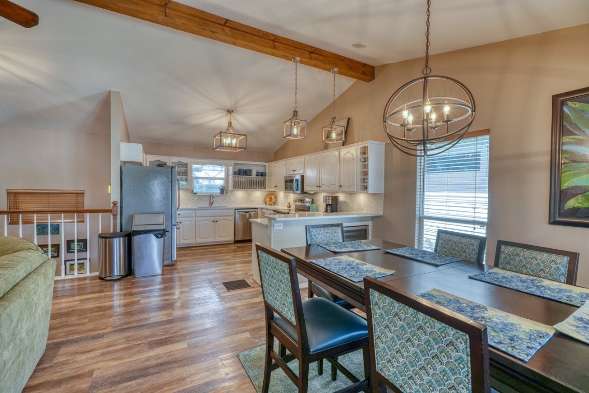 301 Lake Terrace , Sunrise Beach, TX, 78643 | 4769600 | Realty Texas LLC