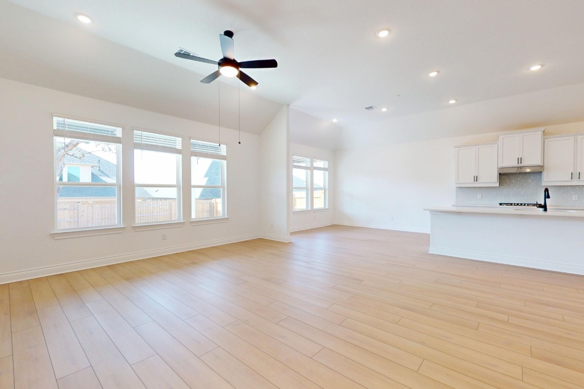 1208 White Daisy Lane , Georgetown, TX, 78628 | 4475155 | Realty Texas LLC